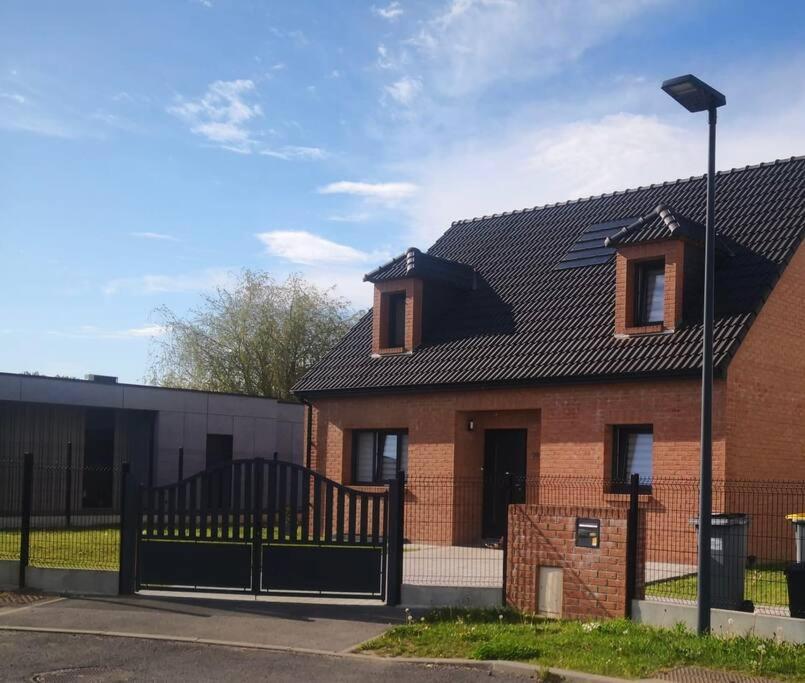 Genech Maison Individuelle, Campagne, 3 Chambres, Baignoire Balneo 2 Places מראה חיצוני תמונה