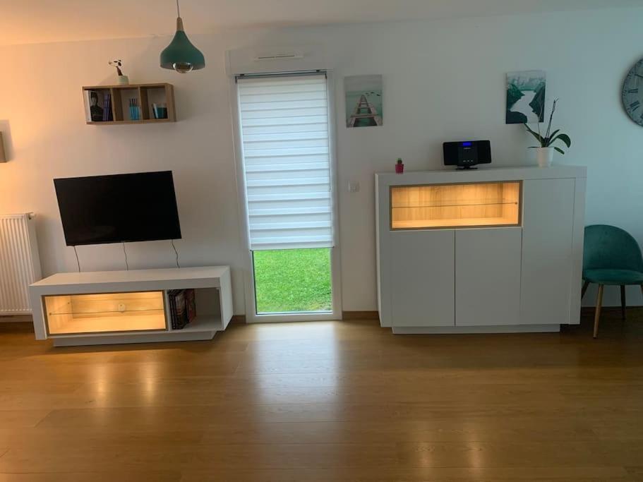 Genech Maison Individuelle, Campagne, 3 Chambres, Baignoire Balneo 2 Places מראה חיצוני תמונה